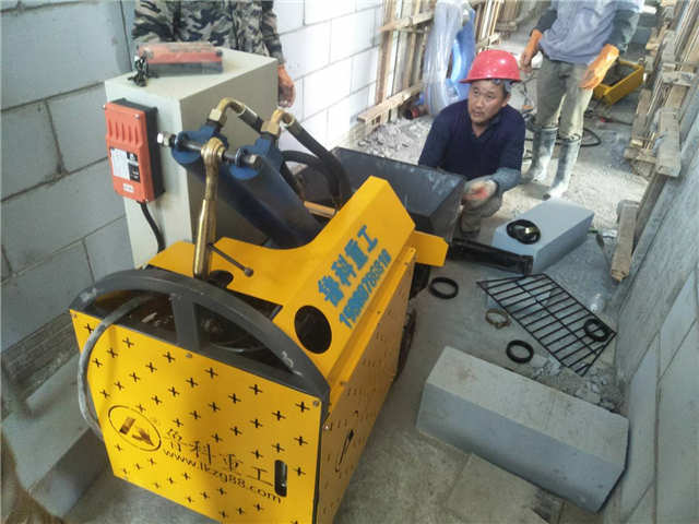 二次構造專用柱砼泵